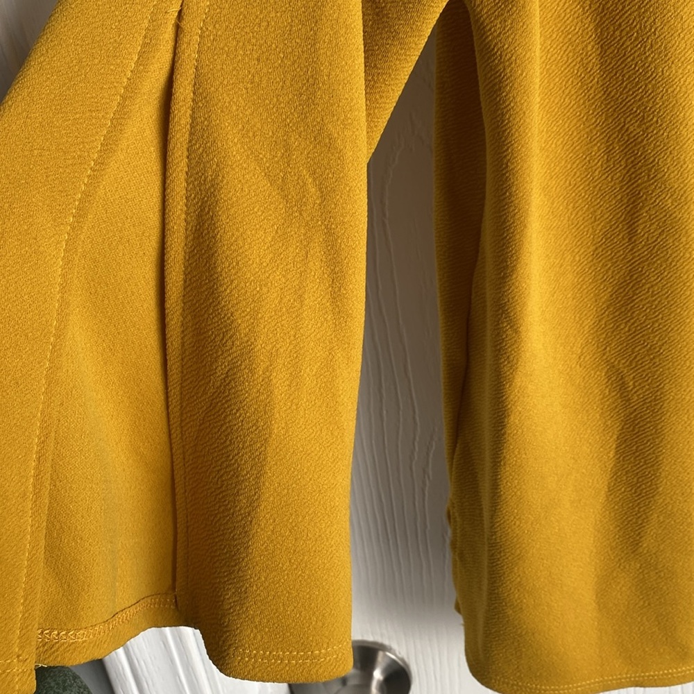 Green Envelope Mustard Yellow Women’s Blouse - Picture 6 of 8